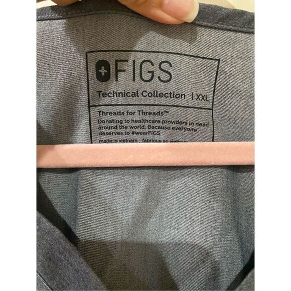 Figs Men's Chisec Three-Pocket Scrub Top Grey size XXL - Picture 6 of 7